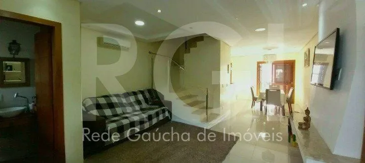 Imagem Casa 3 dormitórios à venda Espírito Santo Porto Alegre/RS