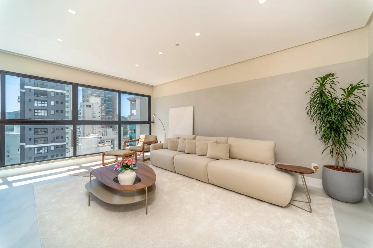 Imagem Apartamento com vista para o mar à venda com 193m2 por R$ 6.500.000,00