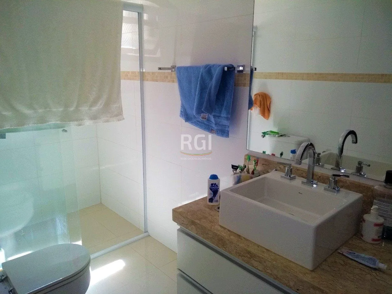 Imagem Casa para Venda - 175m², 4 dormitórios, sendo 2 suites, 2 vagas - Santa Cecília