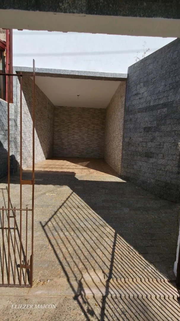 Imagem Casa a venda com 2 quartos no bairro Jardim Acácias Poços de Caldas - MG