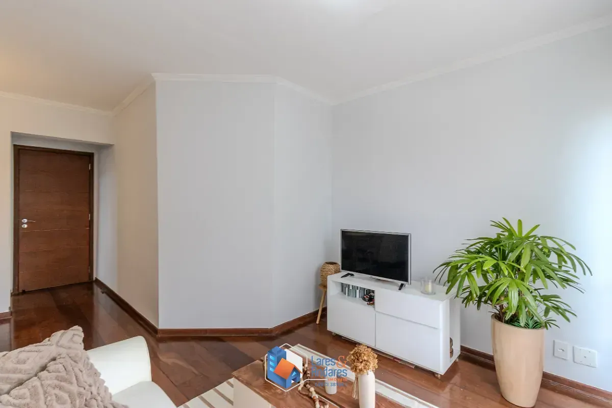 Imagem Apartamento para venda em Moema com 2 quartos, sendo 1 suíte, 63m²