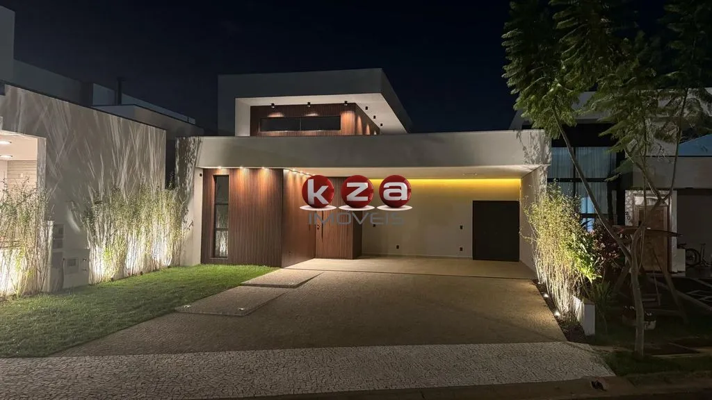 Imagem Casa de luxo em Condomínio Zurich Dorf: 3 quartos, 3 suítes, 2 salas, 5 banheiros, 4 vagas, 230m² em Valinhos-SP