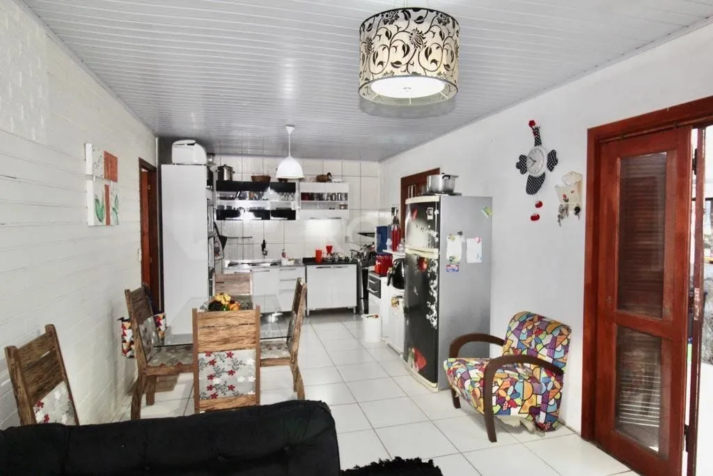Imagem Casa para Venda - 90m², 5 dormitórios, sendo 1 suites, 5 vagas - Teresópolis