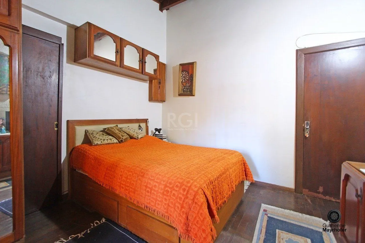 Imagem Casa para Venda - 249.54m², 4 dormitórios, sendo 1 suites, 5 vagas - Ipanema