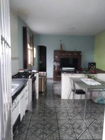Imagem VENDA DE CASA NO MIRANTE, EM ARUJÁ/SP, 125m² com 02 casas, 03 dormitórios, sala, cozinha americana e área de lazer com churrasqueira. CONSULTE-NOS.
