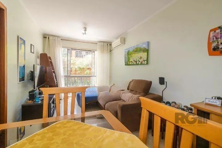 Imagem Apartamento com 2 dormitórios reversível para 3, e condomínio com portaria 24h, salão de festas, quadra e playground. Próximo à Orla e BarraShopping.