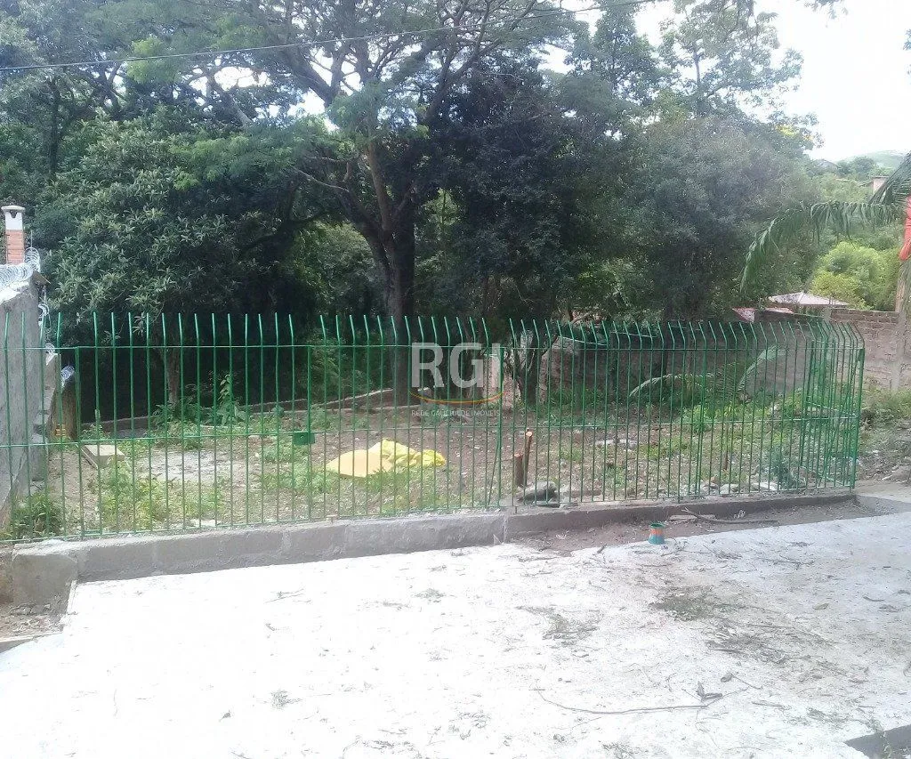 Imagem Terreno para Venda - 873m², 0 dormitórios, Teresópolis