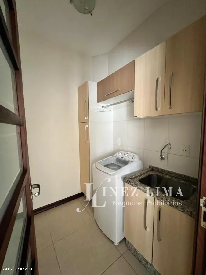 Imagem Apartamento 4 dormitórios para Locação em Itapema, Meia Praia, 4 dormitórios, 1 suíte, 2 banheiros, 2 vagas