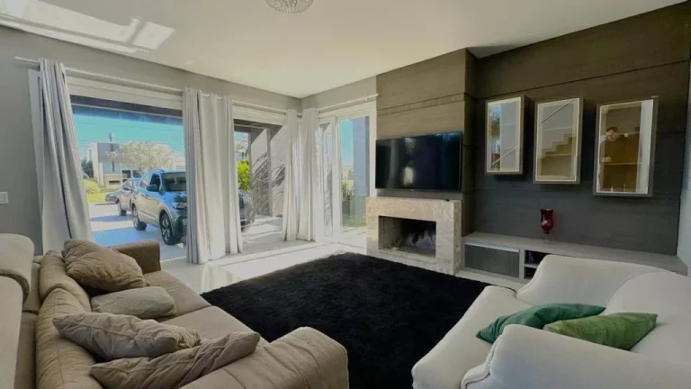 Imagem Casa em Condominio 4 Dormitórios - Bairro Zona Nova