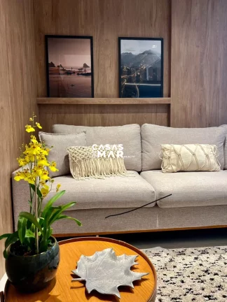 Imagem Apartamento de Luxo no Leblon: 2 Quartos, 1 Suíte, 2 Salas, 1 Vaga - Temporada para 4 Pessoas, perto da Praia - RJ