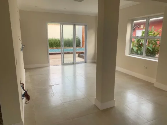 Imagem EXCELENTE CASA NO FLÓRIDA COM 4 DORMITÓRIOS COM 3 SUÍTES!!!