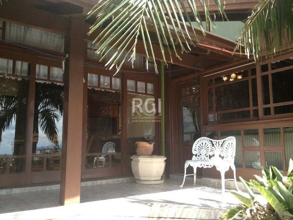 Imagem Casa Condominio para Venda - 350m², 4 dormitórios, sendo 1 suites, 2 vagas - Nonoai