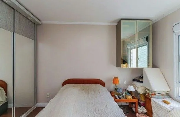 Imagem Apartamento de frente com vista panorâmica, sacada,3 dormitórios,1suíte para venda no bairro Centro Histórico em Porto Alegre/RS.
