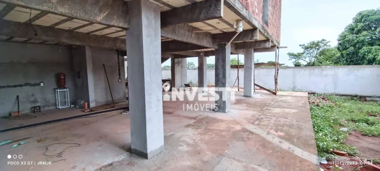 Imagem Terreno com Sobrado em construção