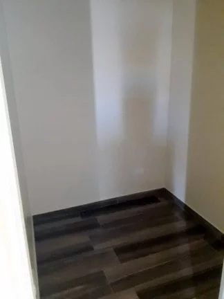 Imagem CASA ASSOBRADADA EM CONDOMIINIO COM SEGURANÇA 24 HS