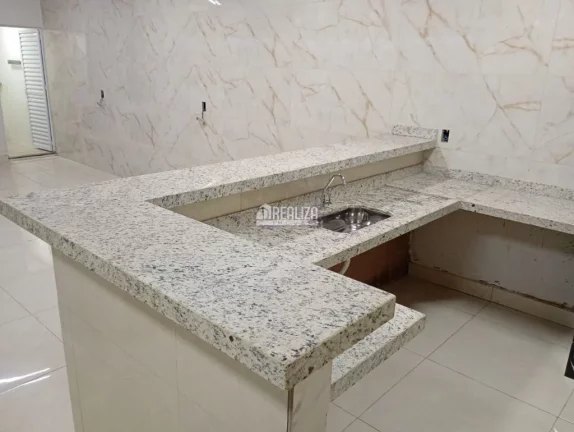 Imagem Casa à venda no Condomínio Vanice Andrade, no bairro Vila Arquelau em Uberaba