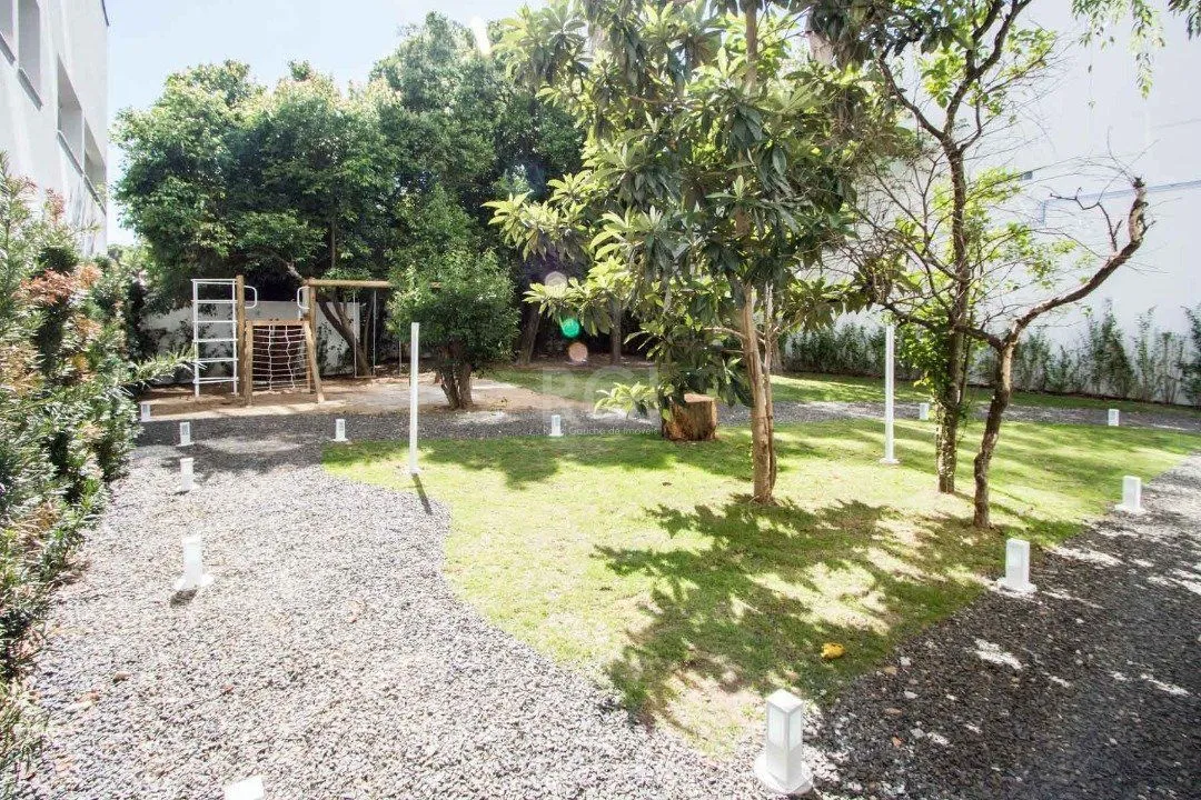 Imagem **Apartamento de 3 Quartos com 2 Suítes e 2 Vagas de Garagem na Tristeza, Porto Alegre, RS**