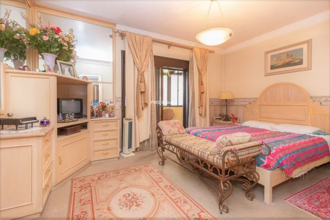 Imagem Apartamento no Campo Belo com 192m²