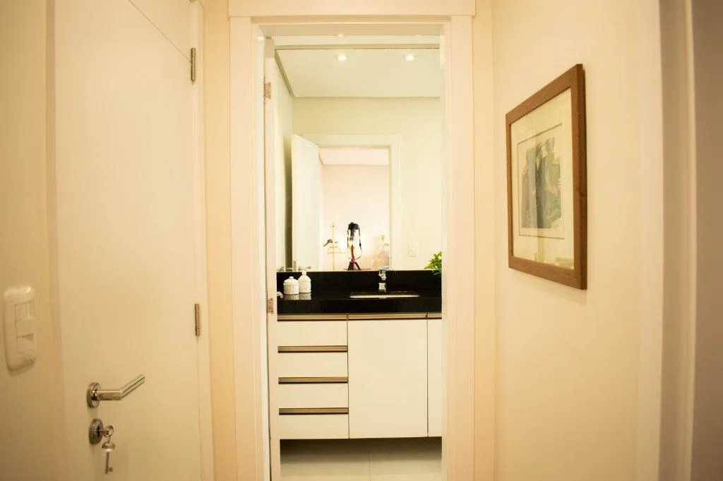 Imagem Casa para Venda - 243.12m², 4 dormitórios, sendo 1 suites, 4 vagas - São Vicente