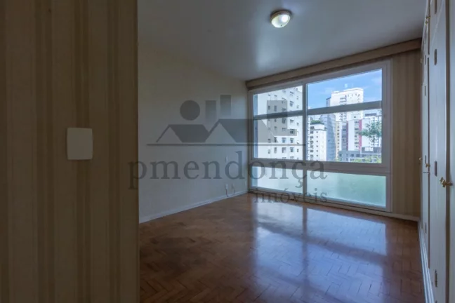 Imagem Apartamento amplo na Oscar Freire, 205m² com ótima distribuição e pé direito alto Em 2009 o apa...