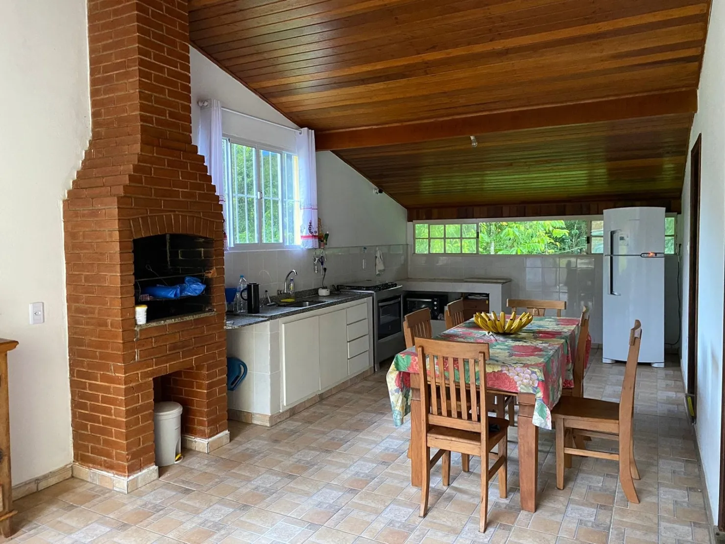 Imagem Sítio à venda 3 Quartos, 1 Vaga, 6,1276 ha, Zona Rural, Silveiras - SP