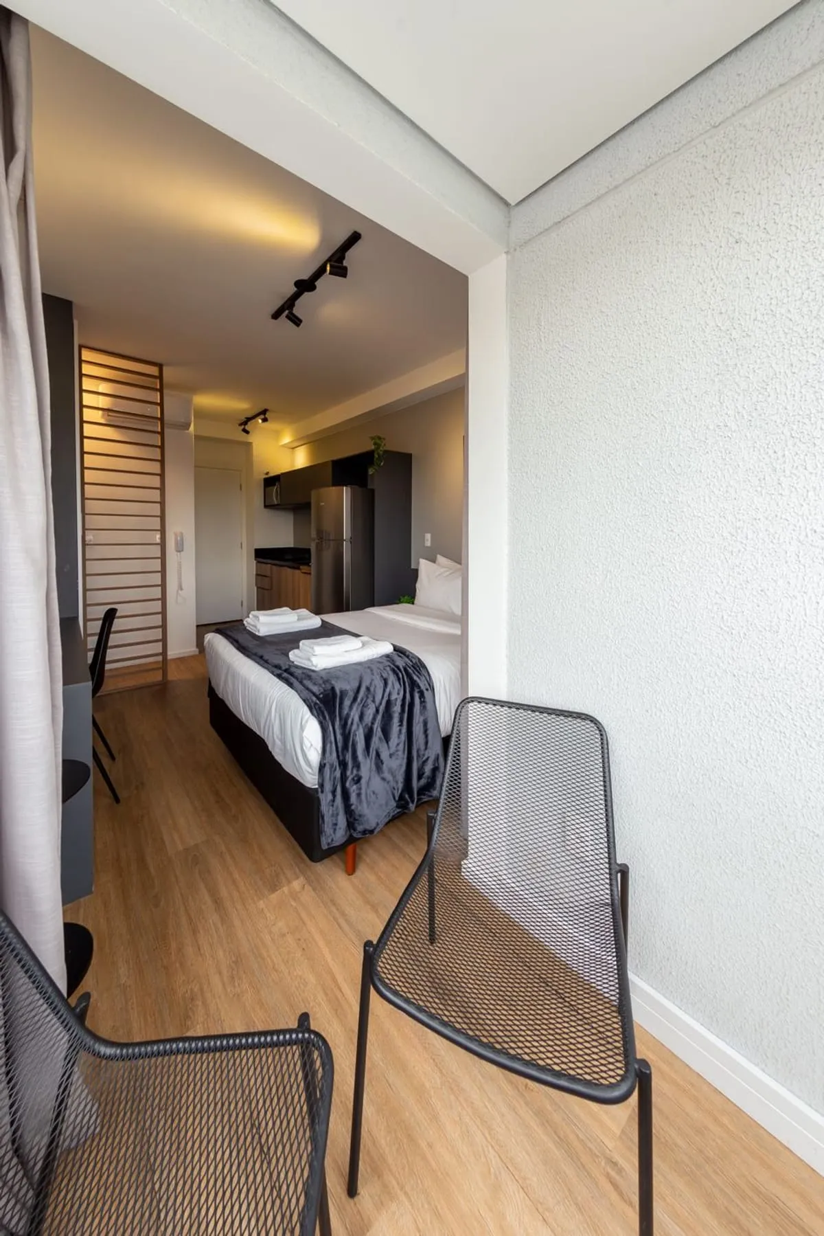 Imagem Apartamento com 1 Quarto para alugar, 27m² - Jardim das Acacias