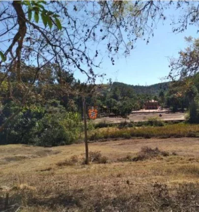 Imagem Fazenda com 6 dormitórios à venda, 1310000 m² - Centro - Morungaba/SP
