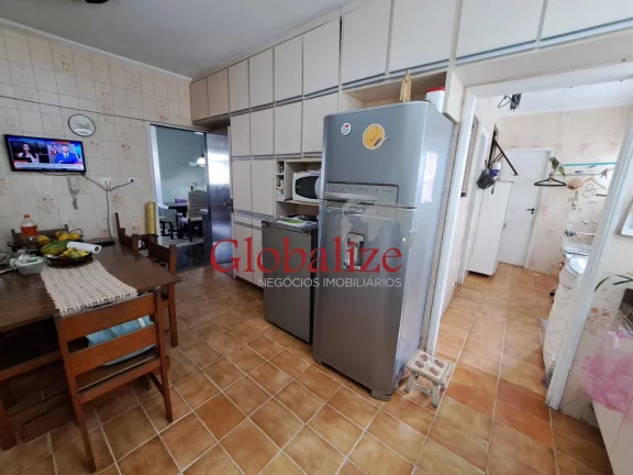 Imagem Apartamento à venda com 150m², 3 quartos, 2 suítes, dependência, 2 vagas demarcadas por R$850.000,00 no Boqueirão em Santos