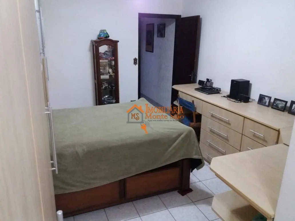 Imagem Sobrado com 4 dormitórios à venda, 172 m² por R$ 749.900,00 - Tremembé - São Paulo/SP