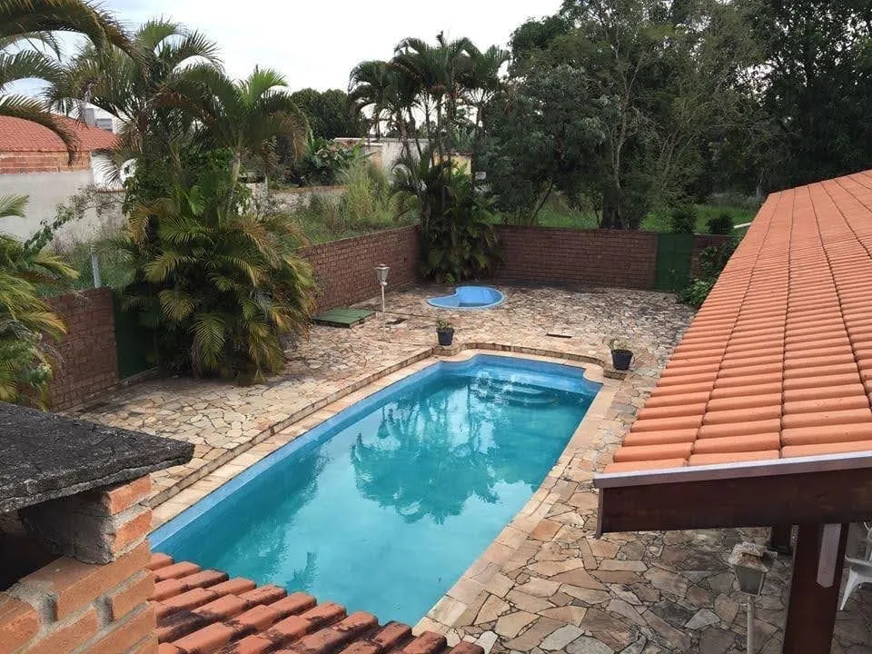 Imagem Chácara à venda 3 Quartos, 1 Suite, 1 Vaga, 2300M², Jardim Carlota, Pindamonhangaba - SP