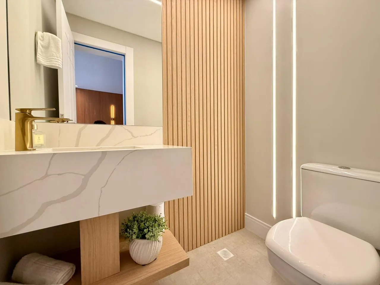 Imagem Apartamento à venda com 197m2 por R$ 4.000.000,00
