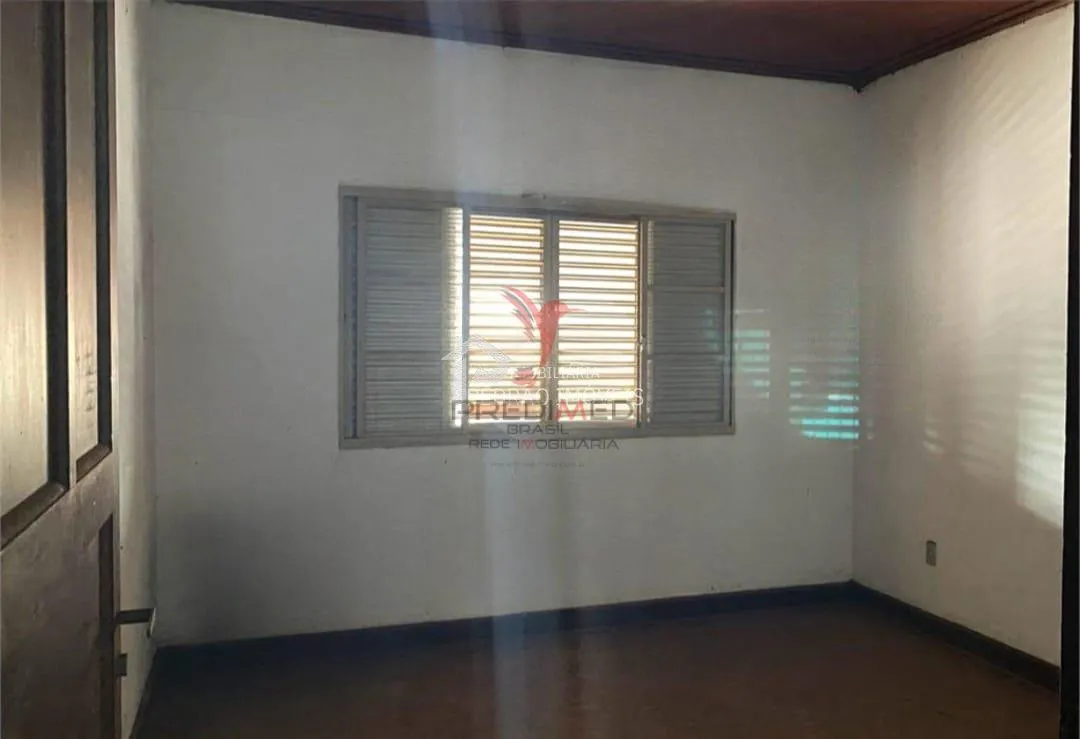 Imagem Casa de 4 quartos, 197m² no bairro Vila Marimbondo, em Lençóis Paulista