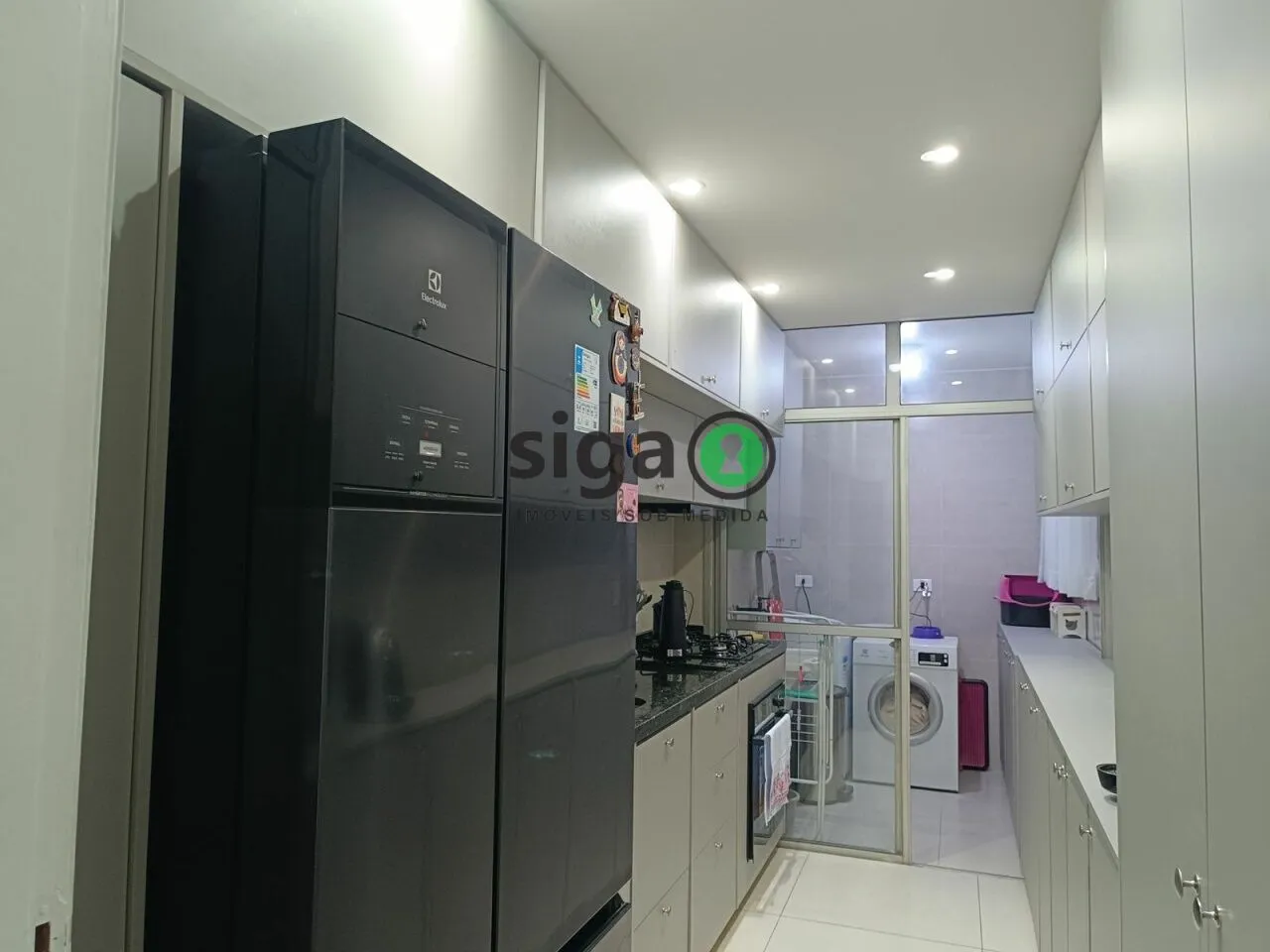 Imagem Apartamento reformado em excelente localização - MOBILIADO - Edf: CAMBURIU