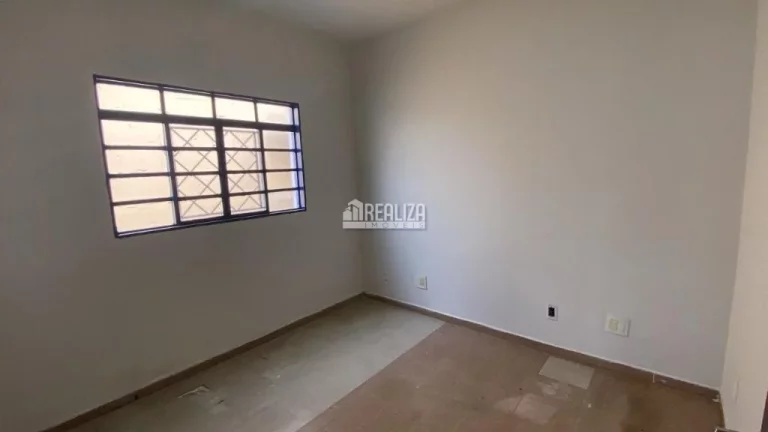 Imagem Casa com 5 dormitórios no Centro de Uberaba