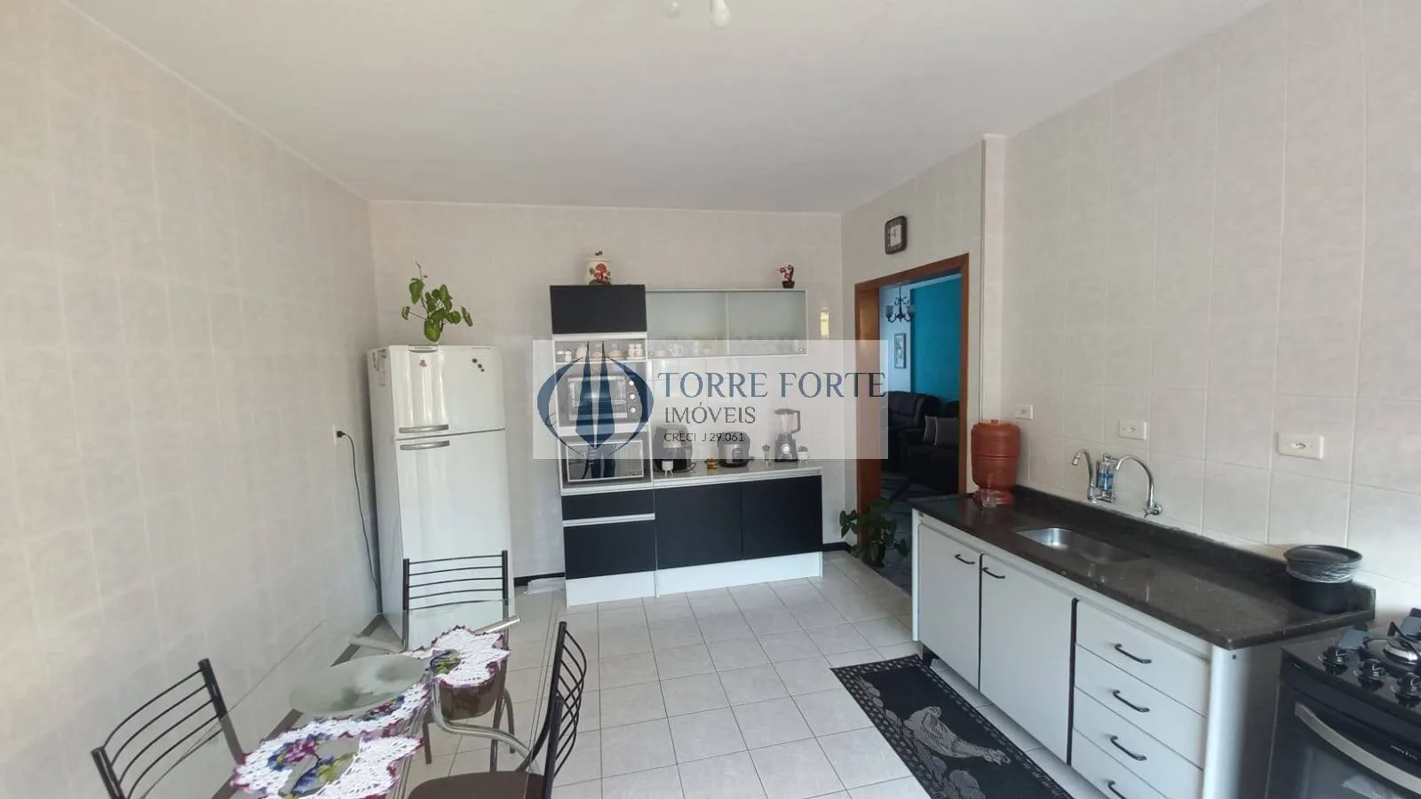 Imagem 2 casas com 3 dormitórios 4 banheiros + 1 salão na Vila Mafra