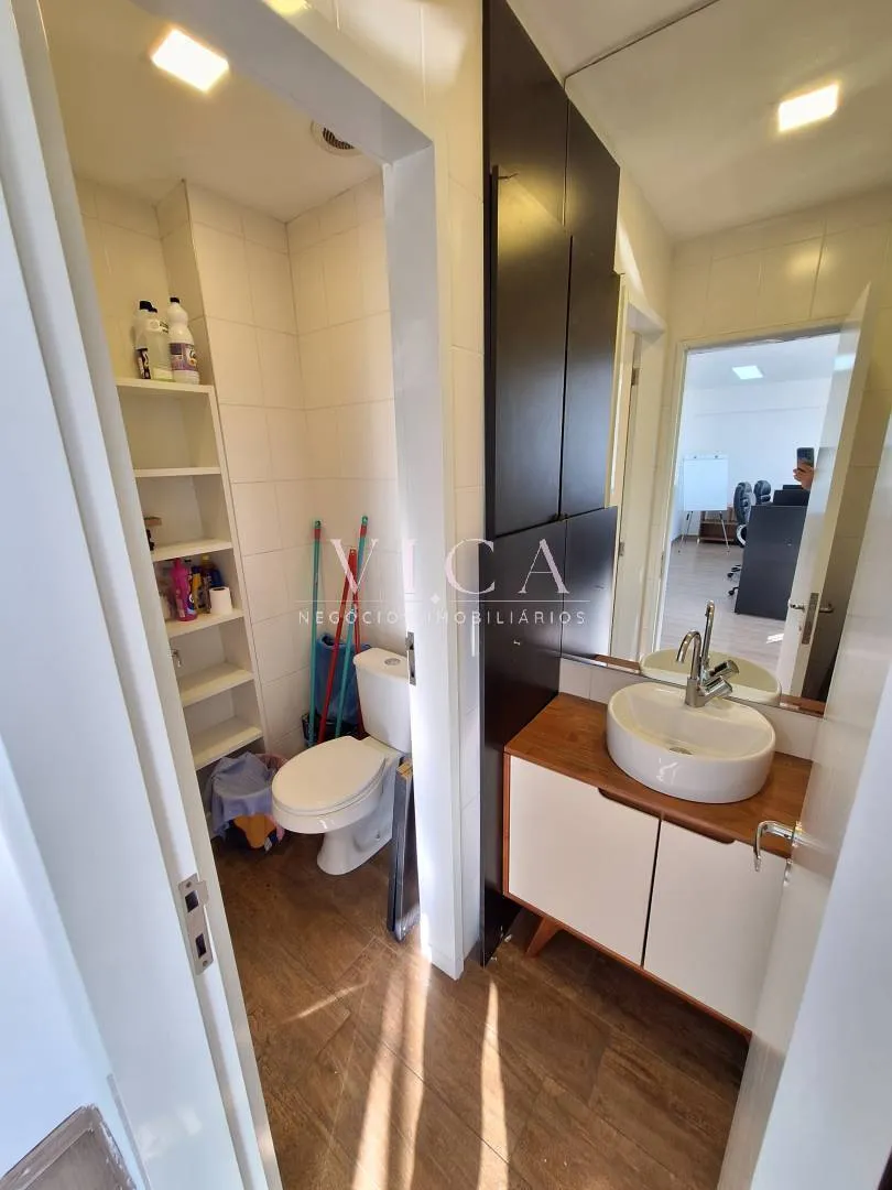 Imagem Sala mobiliada 42m² para aluguel por R$ 3.000,00/mês - Alphaville/SP