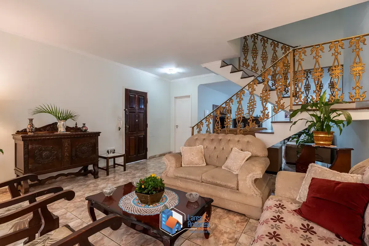 Imagem Casa para venda em Cidade Monções com 3 quartos, sendo 1 suíte, 165m²
