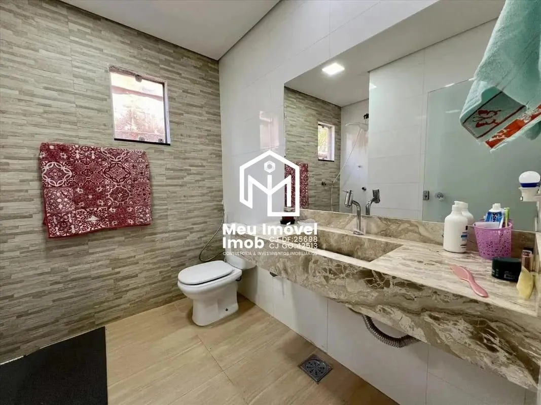 Imagem Condomínio Jardins Casa 4 Quartos 3 Suítes 2 Vagas 350m²