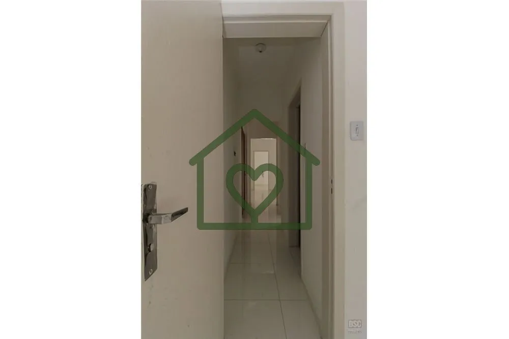 Imagem Apresentamos um encantador apartamento de dois dormitórios localizado no coração do Centro Histó...