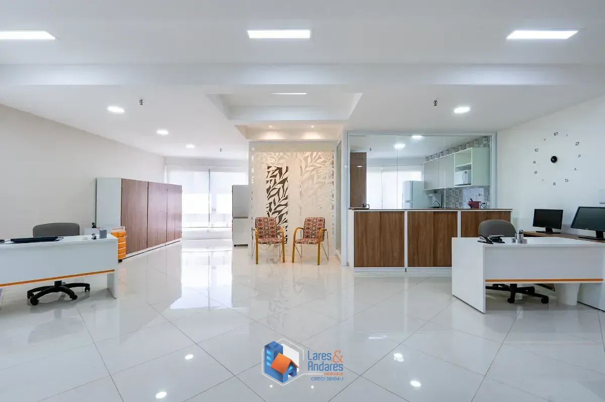 Imagem Conjunto comercial para venda em Jardim Caboré, 114m²