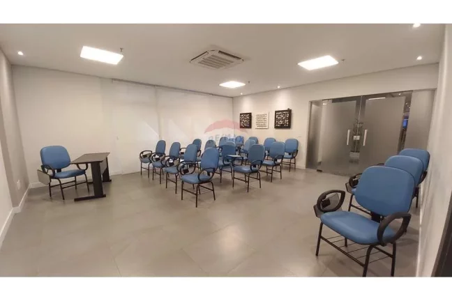 Imagem Sala comercial com 42m² 1 vaga na Vila Olímpia