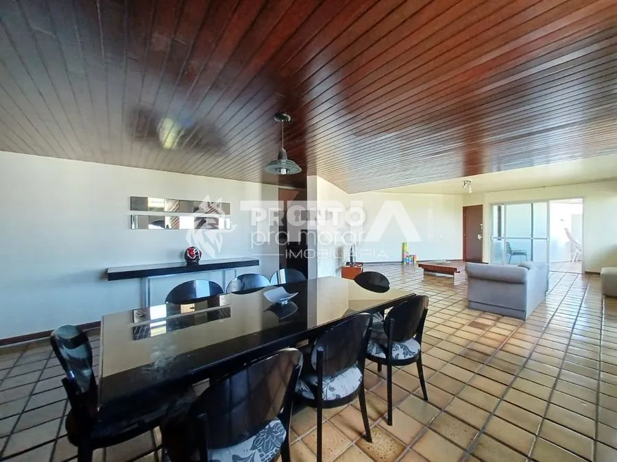 Imagem Apartamento de 4 quartos, 280m² no bairro Derby, em Recife