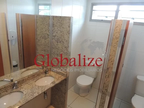 Imagem Sala comercial de 100m² com 2 vagas de garagem no bairro da Vila Mathias em Santos por 6.490,00 pacote.