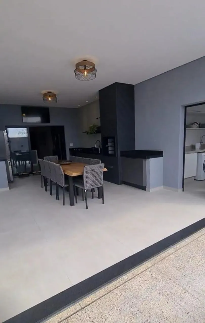 Imagem Casa Moderna e Completa no Condomínio Villa Verona