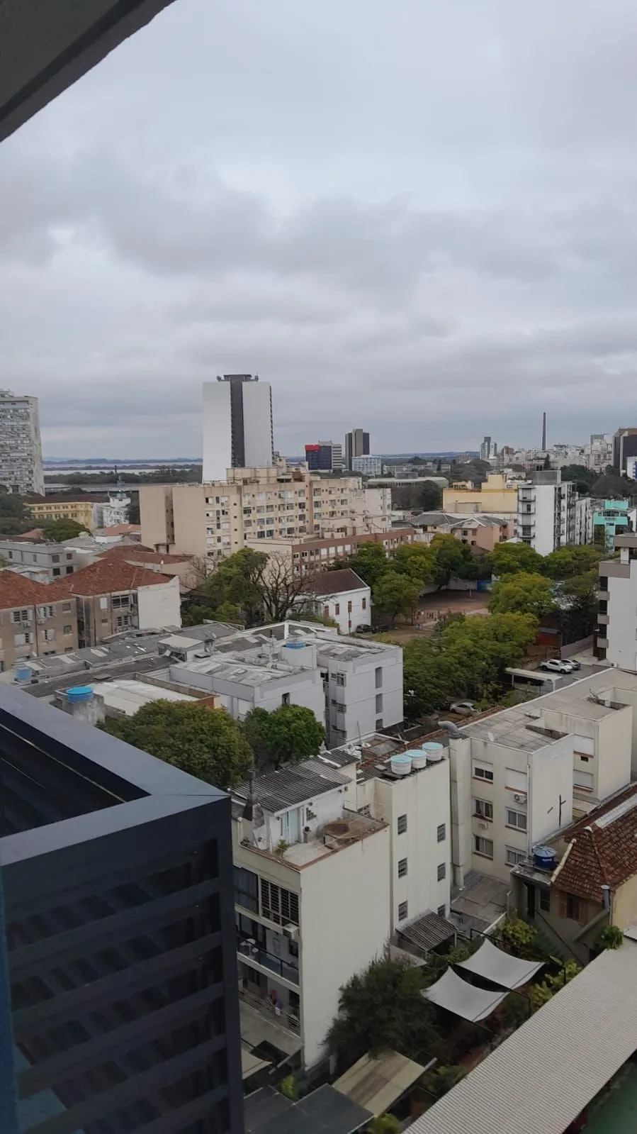 Imagem Apartamento novo,2 quartos,andar alto,box,na Cidade baixa e com Infra