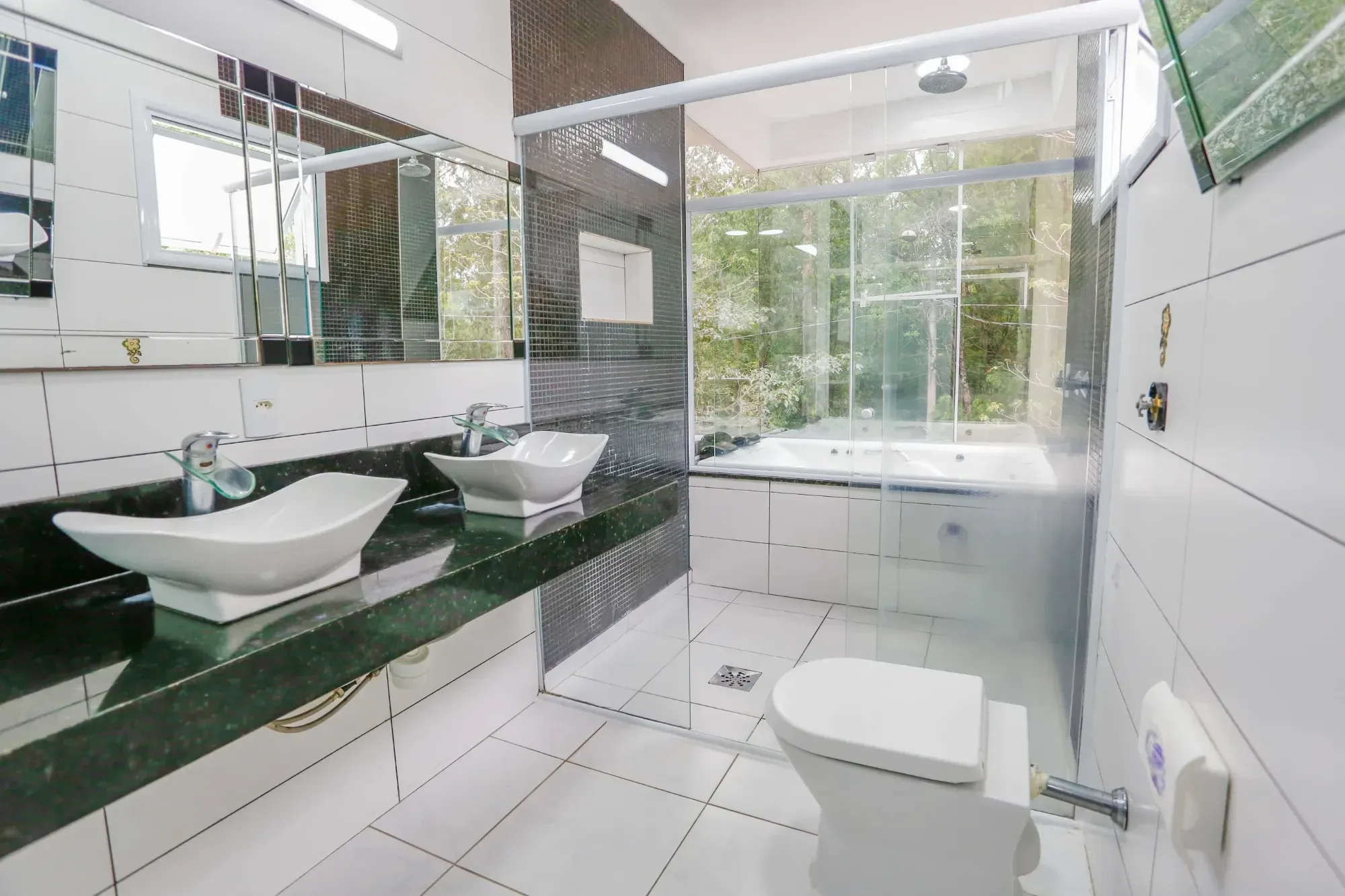 Imagem Casa de Condomínio com 4 Quartos à Venda, 380 metros em Caguassu - Sorocaba