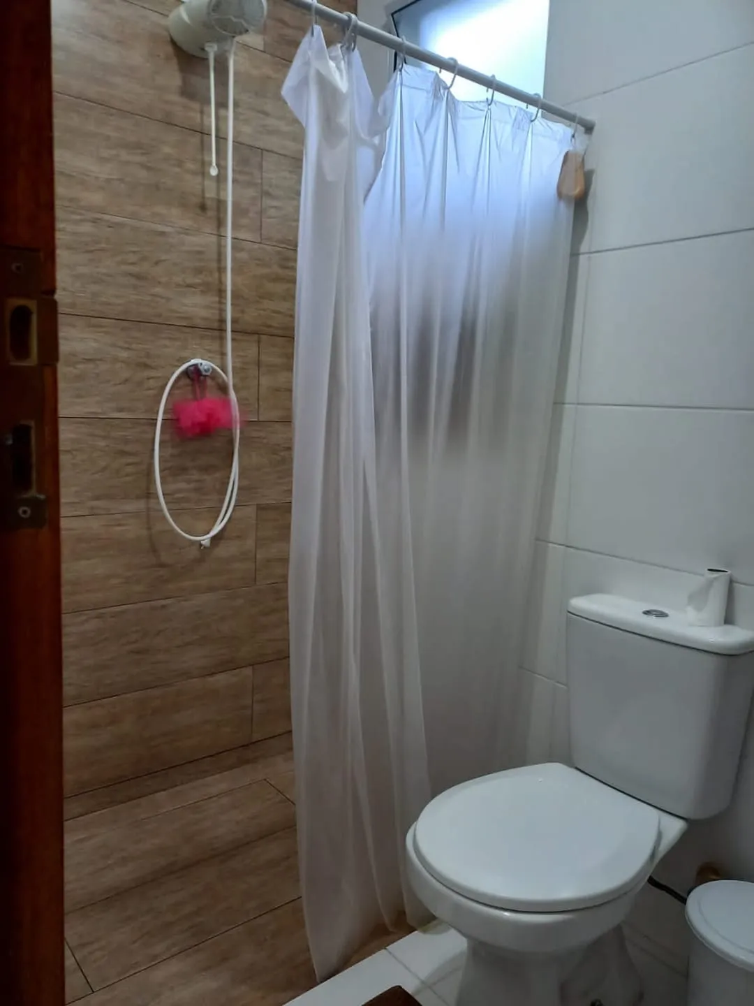 Imagem Casa à venda 2 Quartos, 1 Suite, 2 Vagas, 120M², Res. Santa Clara, Pindamonhangaba - SP