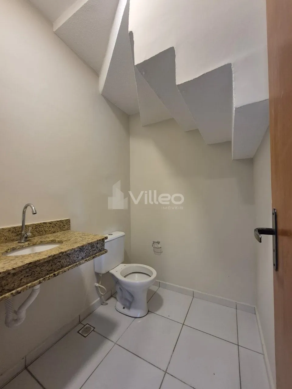 Imagem Se você procura segurança, conforto e excelente custo-benefício, este lindo sobrado no Residencia...
