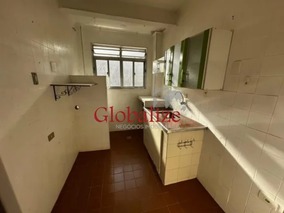 Imagem Apartamento à venda com 48m², 1 quarto, 1 quadra da praia, vaga de garagem por R$375.000,00 na Pompéia em Santos