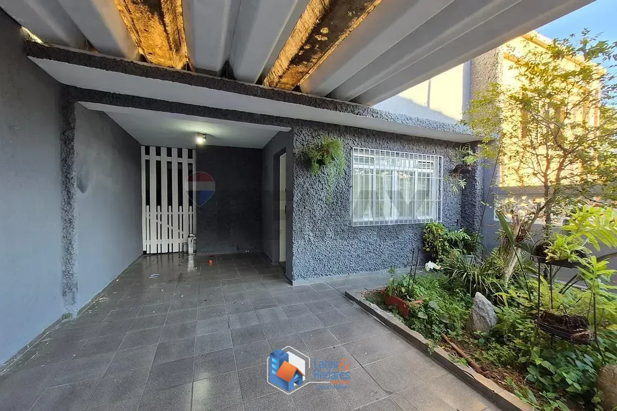 Foto do imóvel Sobrado para venda em Jardim Odete com 3 quartos, 140m² em Rua Sílvio Geraldo Gomes Cardim